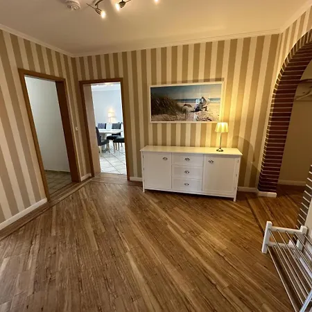 Appartement 17-7 *